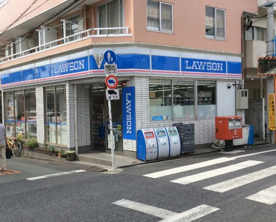 コンビニ　ローソン新宿中井店（コンビニ）まで427m