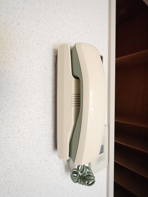 セキュリティ　★インターホンあります★