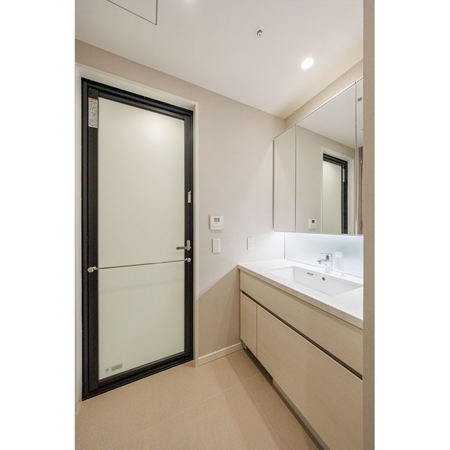洗面設備　※写真は同タイプ住戸です。