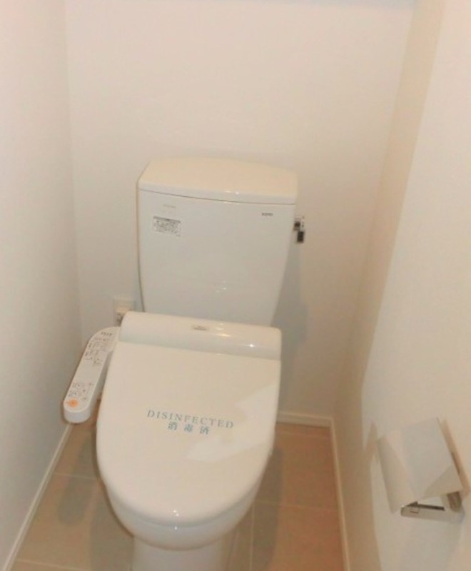 トイレ　※同仕様写真含む