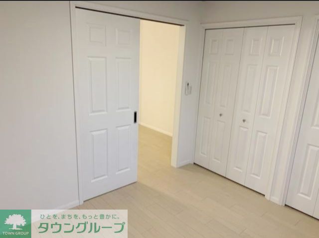 居室・リビング　※他号室参考写真