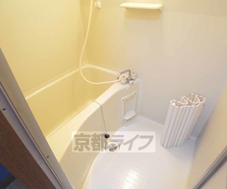 バス・シャワールーム　きれいなお風呂です。
