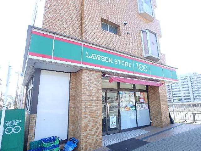 コンビニ　ローソンストア100鶴見仲通店（コンビニ）まで640m