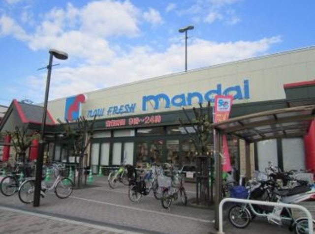 スーパー　万代巽北店（スーパー）まで774m