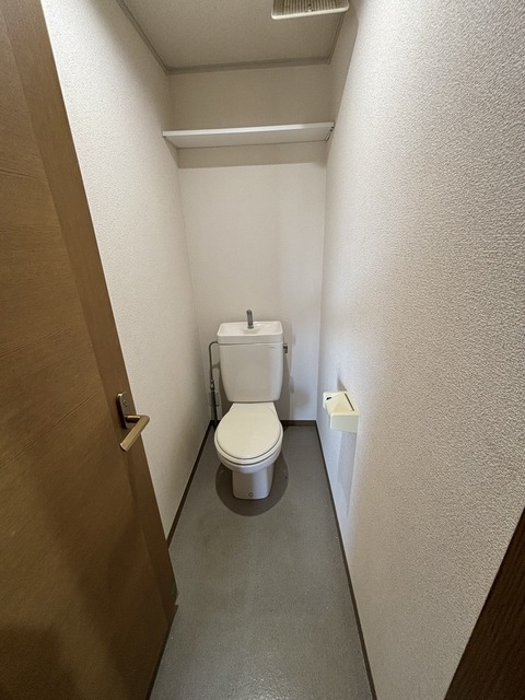 トイレ　別部屋参考写真です