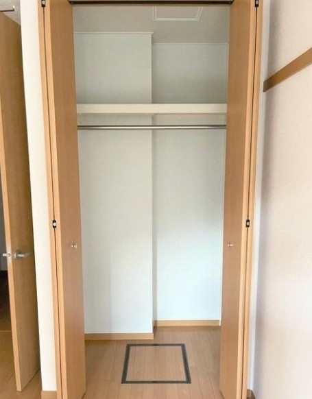 収納　※他の号室写真になります。