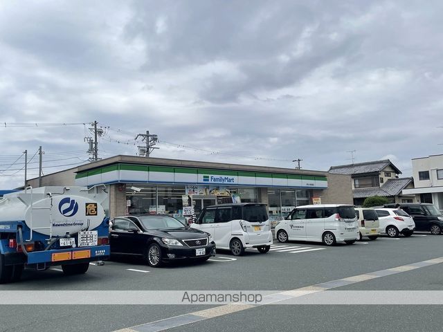 コンビニ　ファミリーマート浜松小池町西店（コンビニ）まで381m