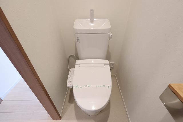 トイレ　トイレ