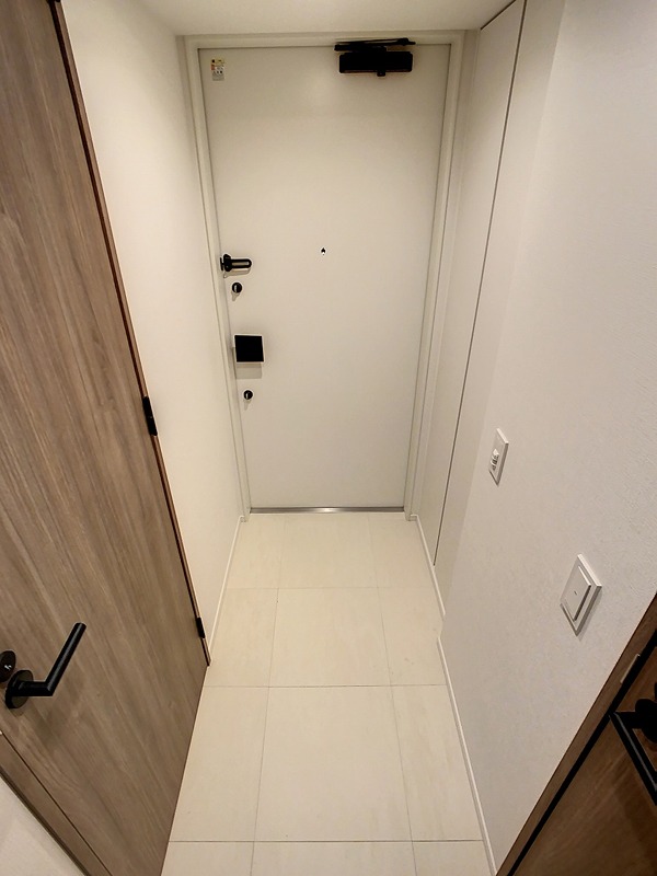 プライムメゾン蒲田の玄関写真