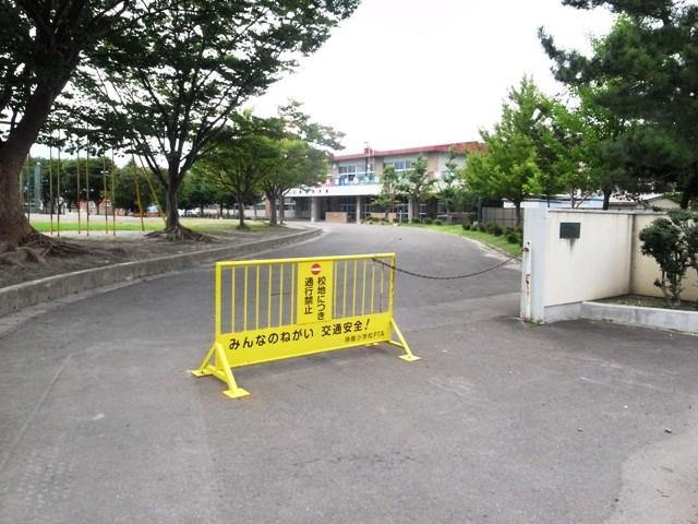 小学校　弘前市立時敏小学校（小学校）まで806m