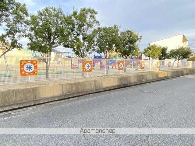 幼稚園・保育園　みどり幼稚園（幼稚園・保育園）まで477m
