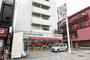 コンビニ　ローソンストア100熱田六番町店（コンビニ）まで447m