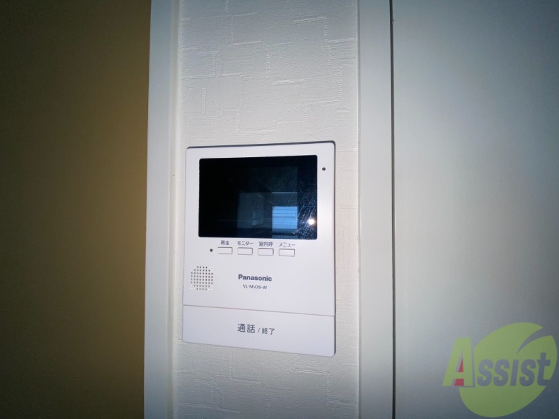 セキュリティ　ＴＶモニター付インターホンです。来客者の顔が見えるので安心！