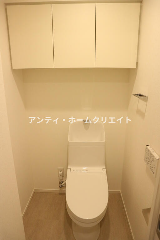 トイレ　同タイプ9階の室内写真となります