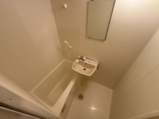 レオパレスたぶの木の風呂写真