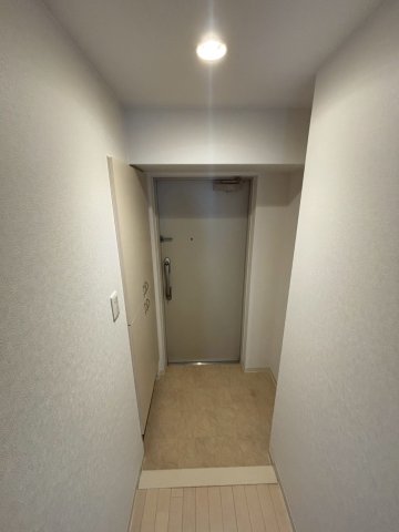 グランドゥール敷津の玄関写真