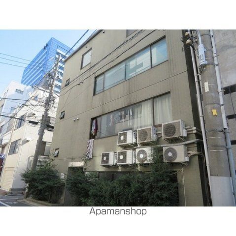 台東シューエックスビルの外観写真