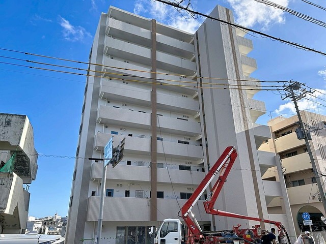 ブライトビスタ石嶺の外観写真