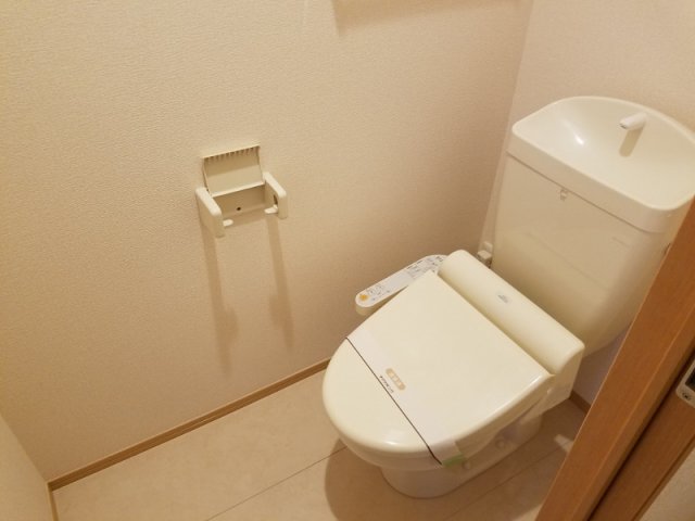 トイレ　綺麗なトイレ