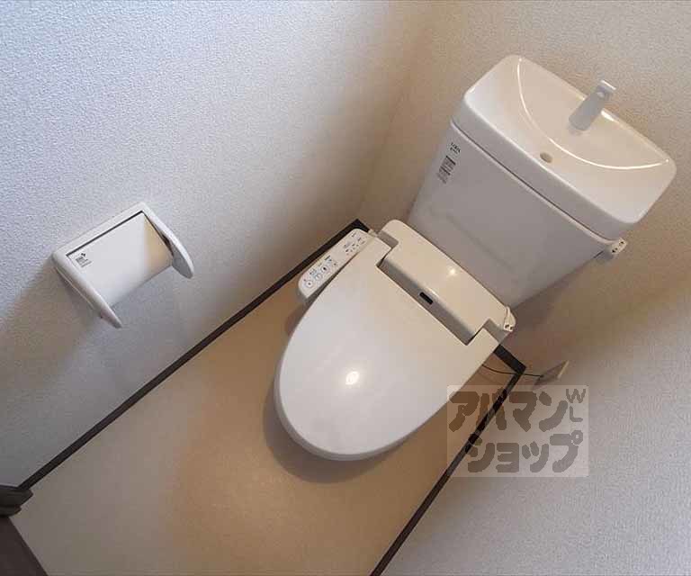 ラルゴ仁王門のトイレ写真