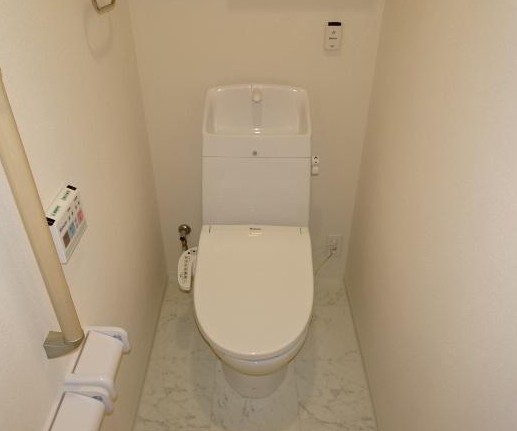 トイレ　ウォシュレット