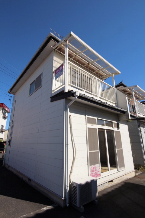 建物外観　希少な2階建て