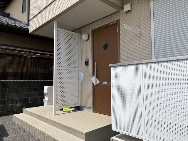 【シャーメゾン堀町のエントランス】