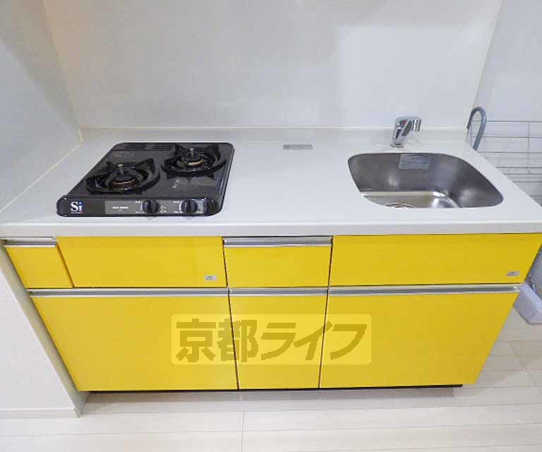 【京都市上京区下石橋町のマンションのキッチン】