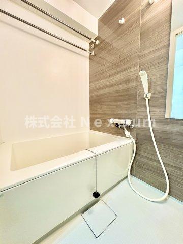 バス・シャワールーム　お風呂で日々の疲れを落としましょう