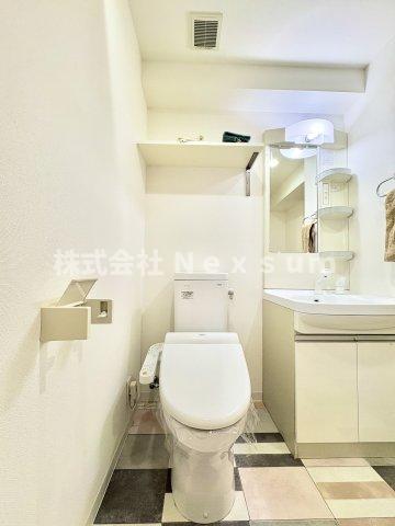 トイレ　落ち着いたトイレです