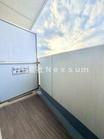 バルコニー　落ち着いた時間を過ごせるバルコニーです