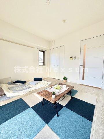 居室・リビング　ゆったり過ごせる居間です