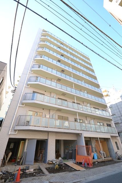 川崎市川崎区小川町のマンションの建物外観