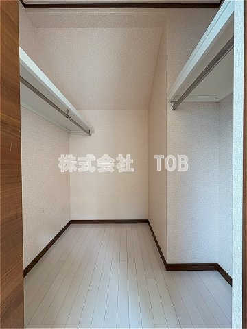 収納　2F　洋室4.5帖　WIC