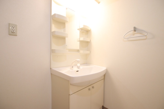 洗面設備　※別号室の参考写真です※