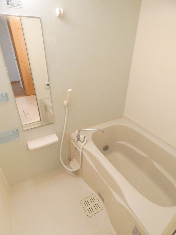 バス・シャワールーム　図面と現状に相違がある場合には現状を優先