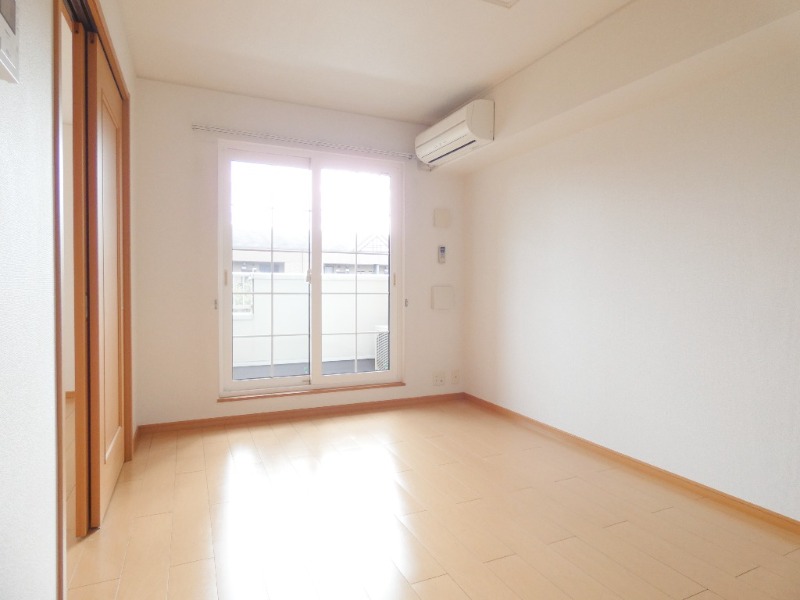 居室・リビング　図面と現状に相違がある場合には現状を優先