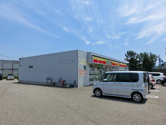 コンビニ　デイリーヤマザキ新潟大島店（コンビニ）まで449m