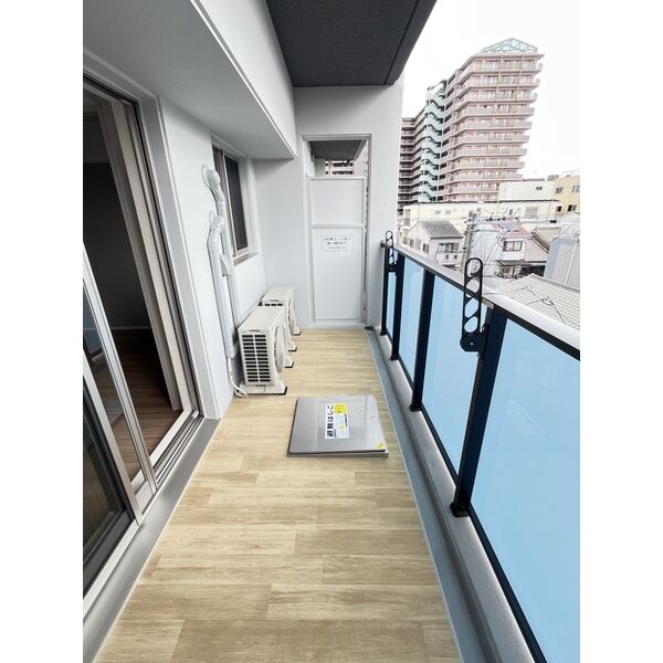 バルコニー　西向きです。