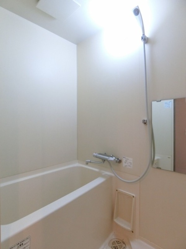 バス・シャワールーム　図面と現状に相違がある場合には現状を優先