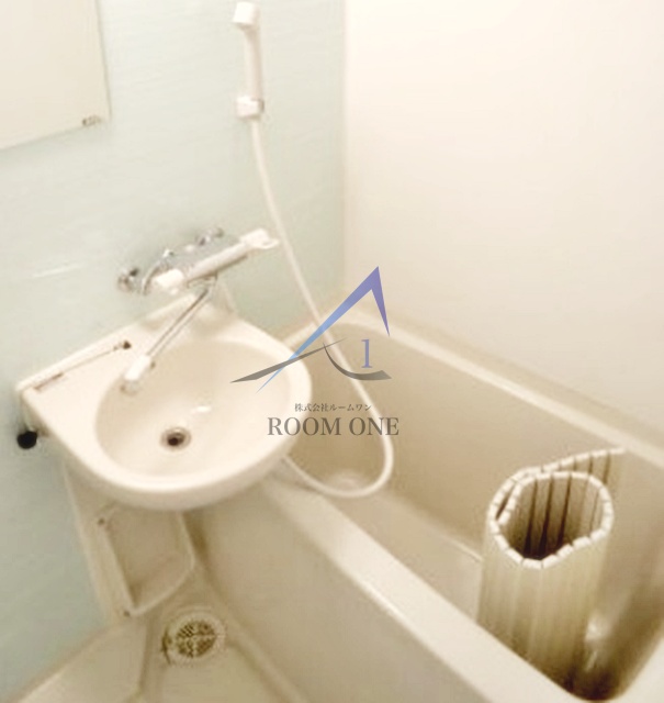 バス・シャワールーム　お風呂です。