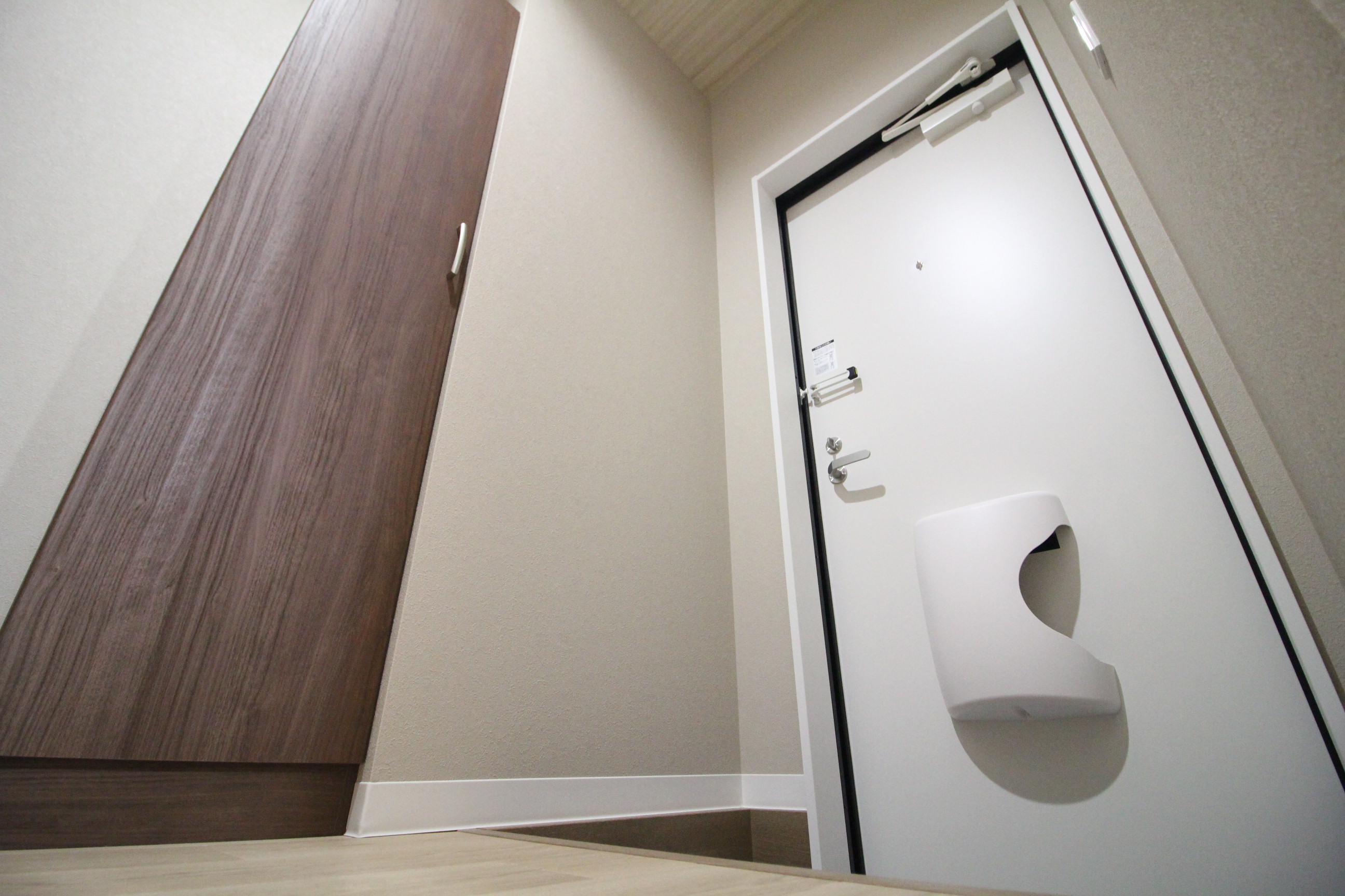 玄関　シューズボックスあります！