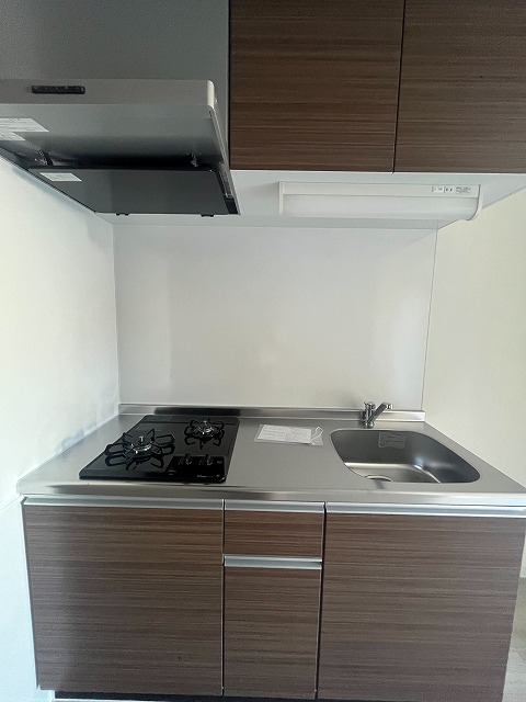 キッチン　同物件、別号室のものです。