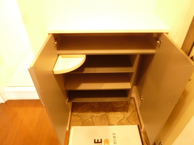 玄関　※同建物別室参照