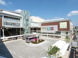 その他　バスターミナル（その他）まで2000m