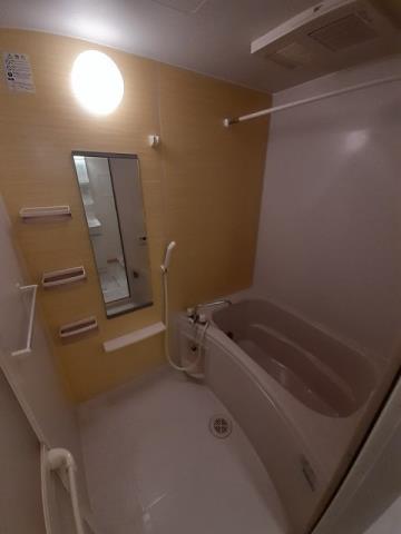 ロータス・ミカド_内装_2