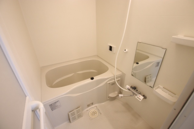 バス・シャワールーム　※別室の参考写真の為、現況優先です。