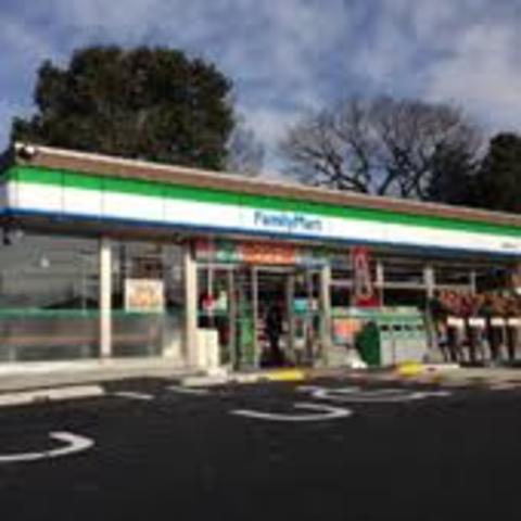 コンビニ　ファミリーマート　英賀春日町（コンビニ）まで327m