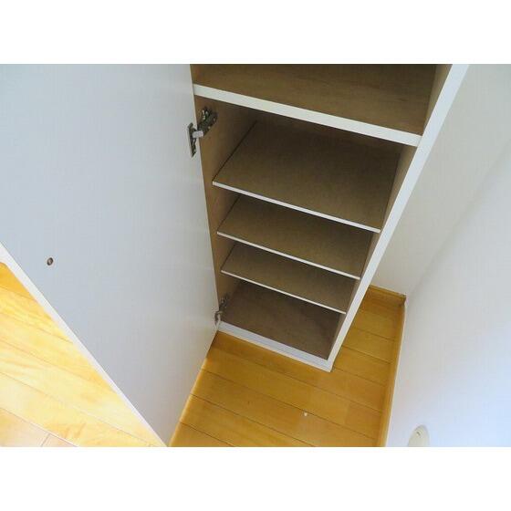 収納　シューズボックス