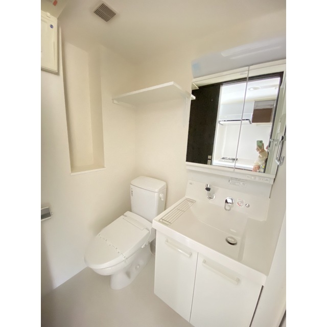 トイレ　シンプルで使いやすいトイレです